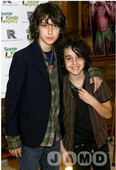 Nat & Alex Wolff (Naked Brothers Band) @ kidsmusic